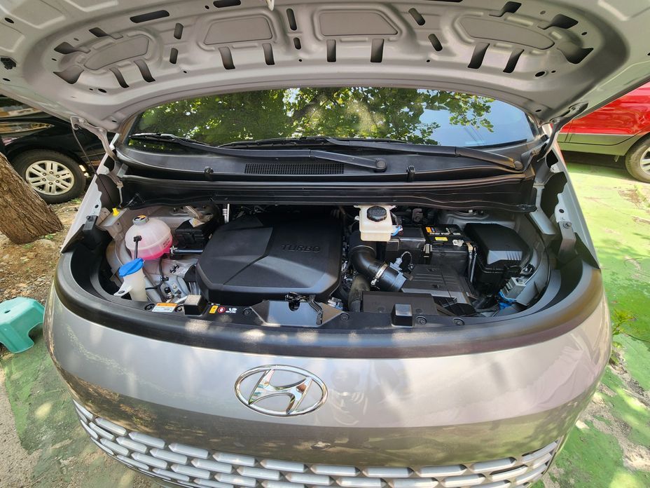 Hyundai Staria 2023