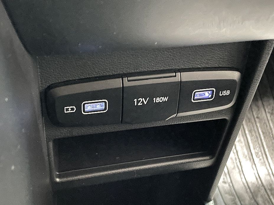 Hyundai Staria 2023