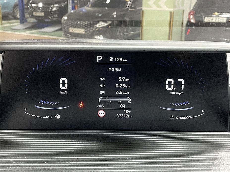Hyundai Staria 2023