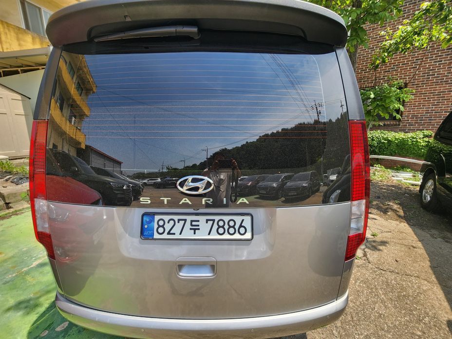Hyundai Staria 2023