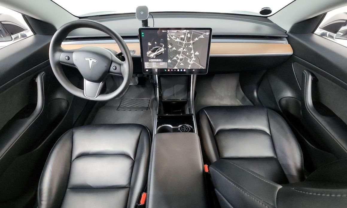 Tesla Model 3 2020
