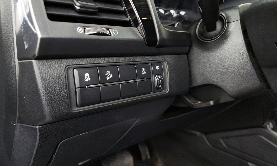 KG_Mobility_Ssangyong Rexton 2023