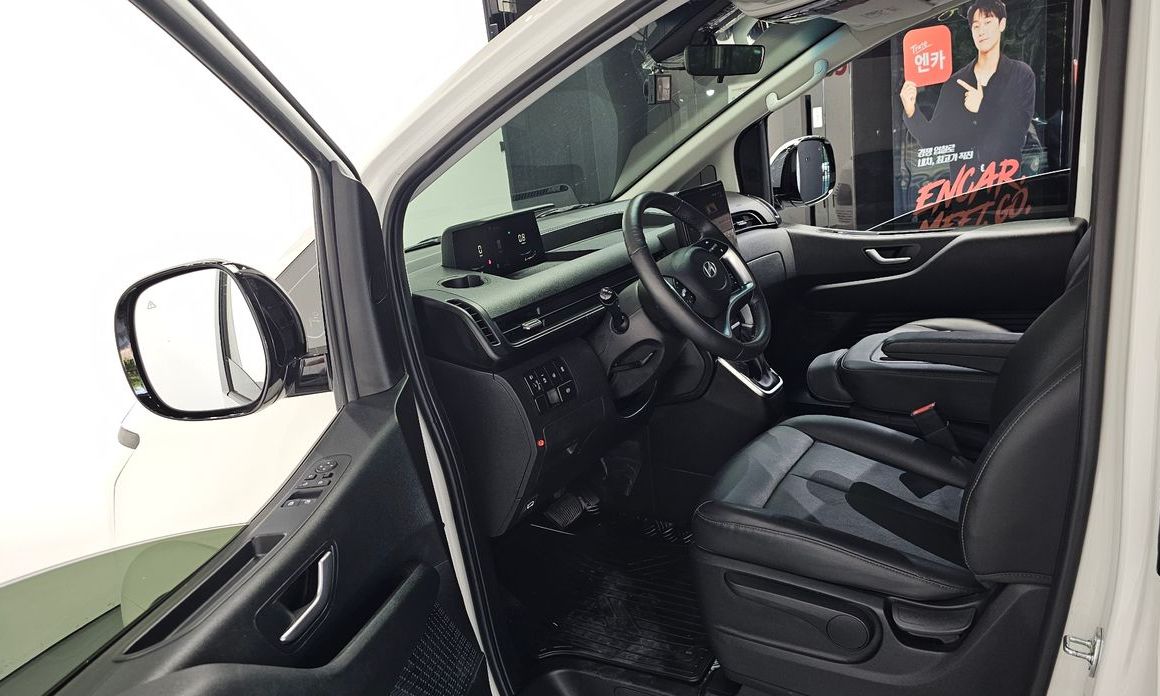 Hyundai Staria 2025