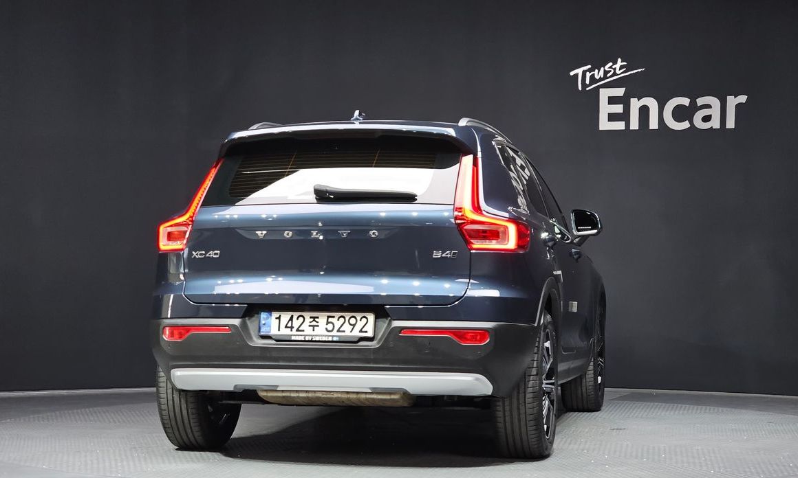 Volvo XC40 2021