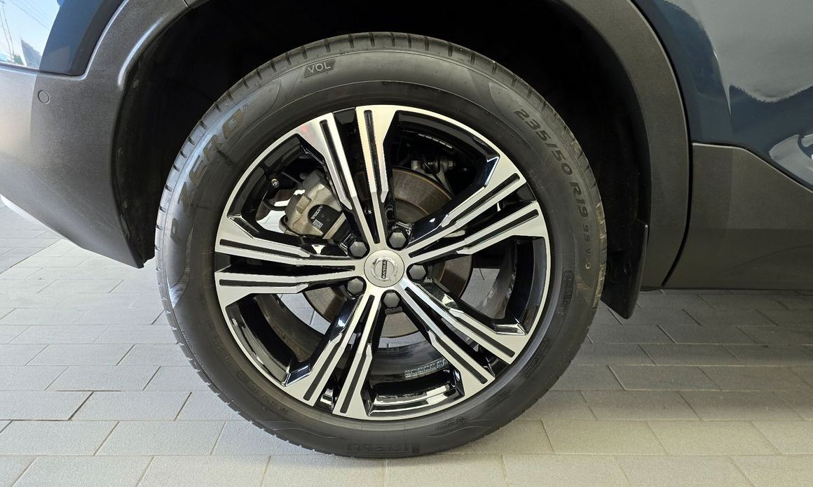 Volvo XC40 2021
