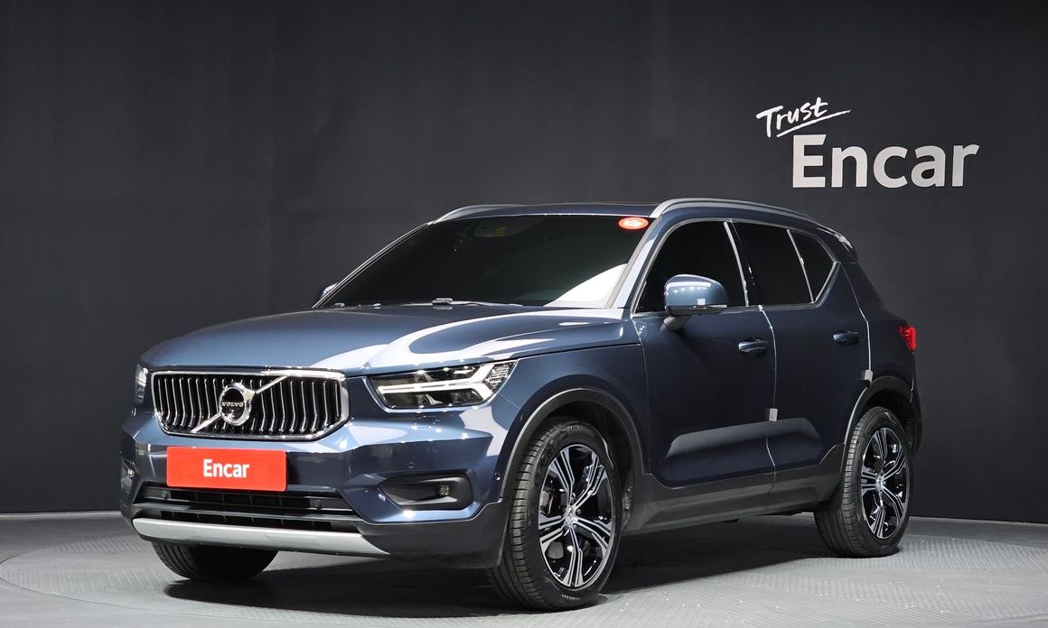Volvo XC40 2021