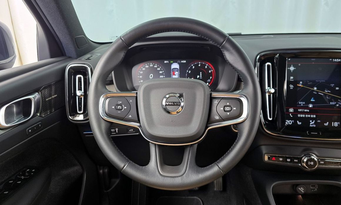 Volvo XC40 2021