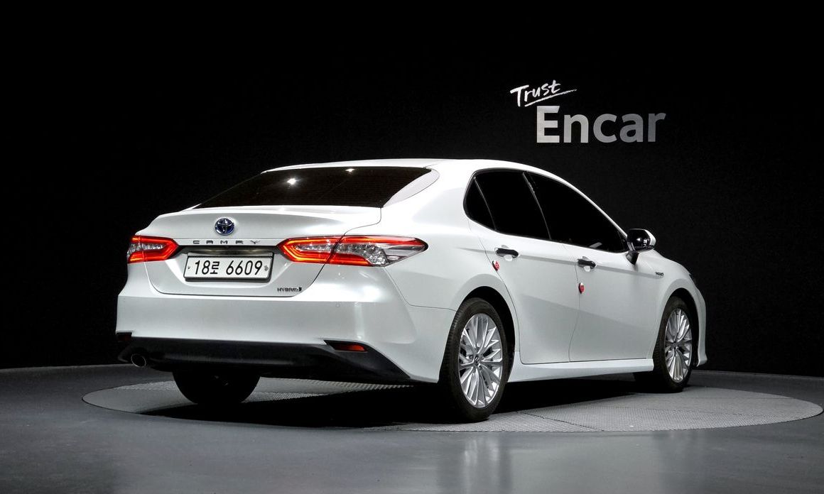 Toyota Camry 2018