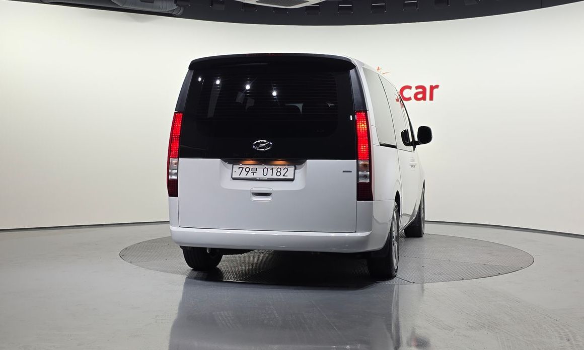 Hyundai Staria 2023