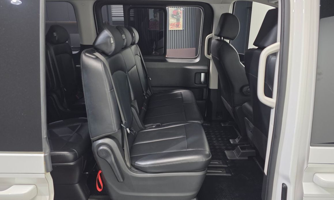 Hyundai Staria 2023