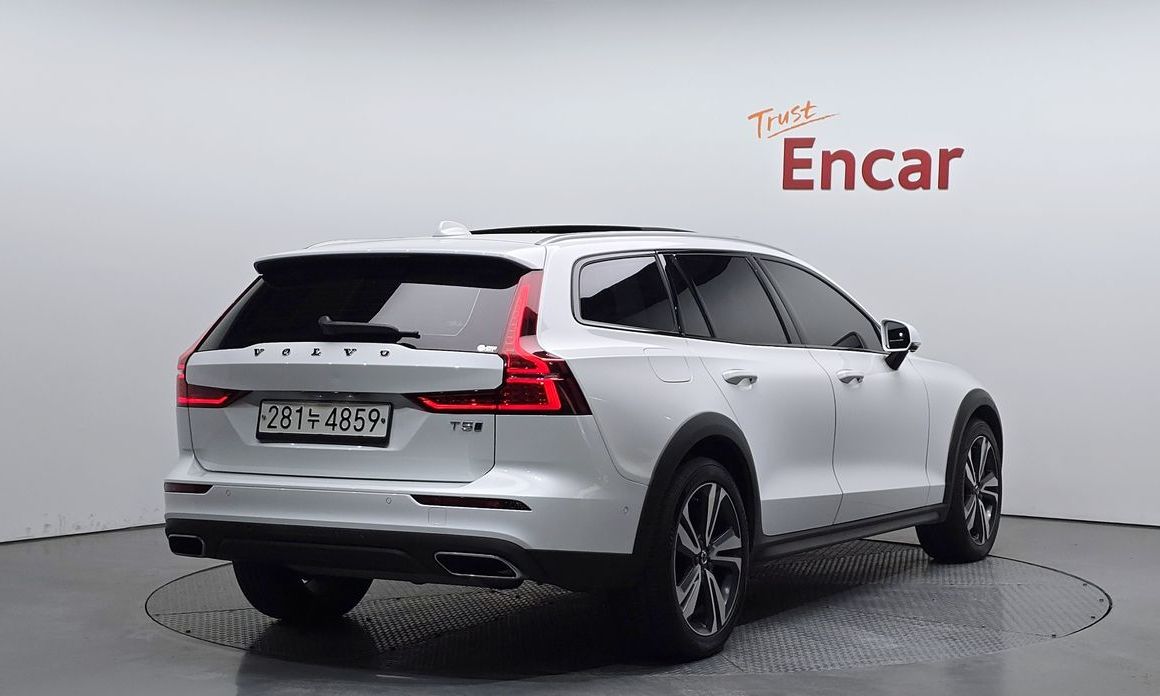 Volvo V60 2020