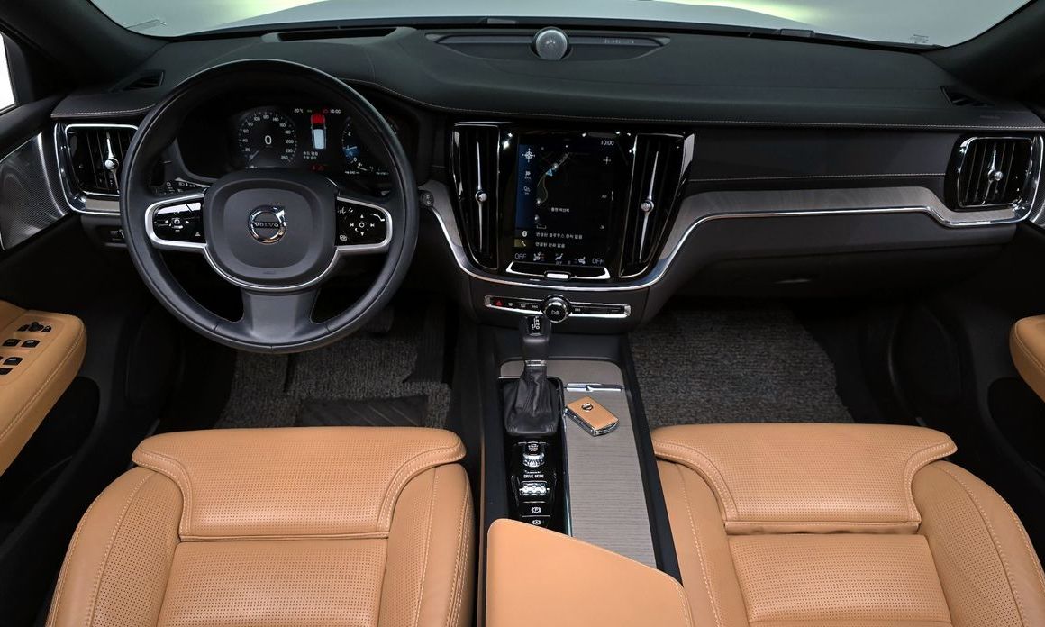 Volvo V60 2020