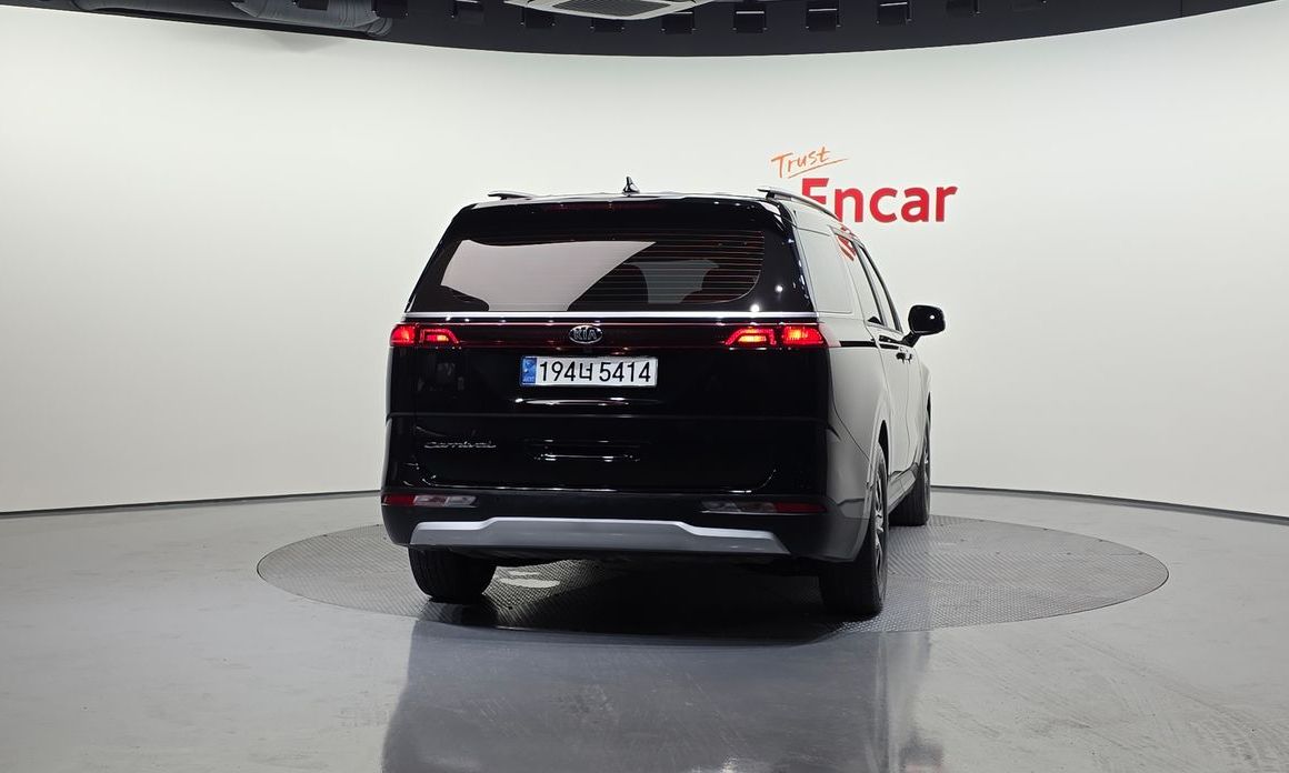 Kia Canival 2021