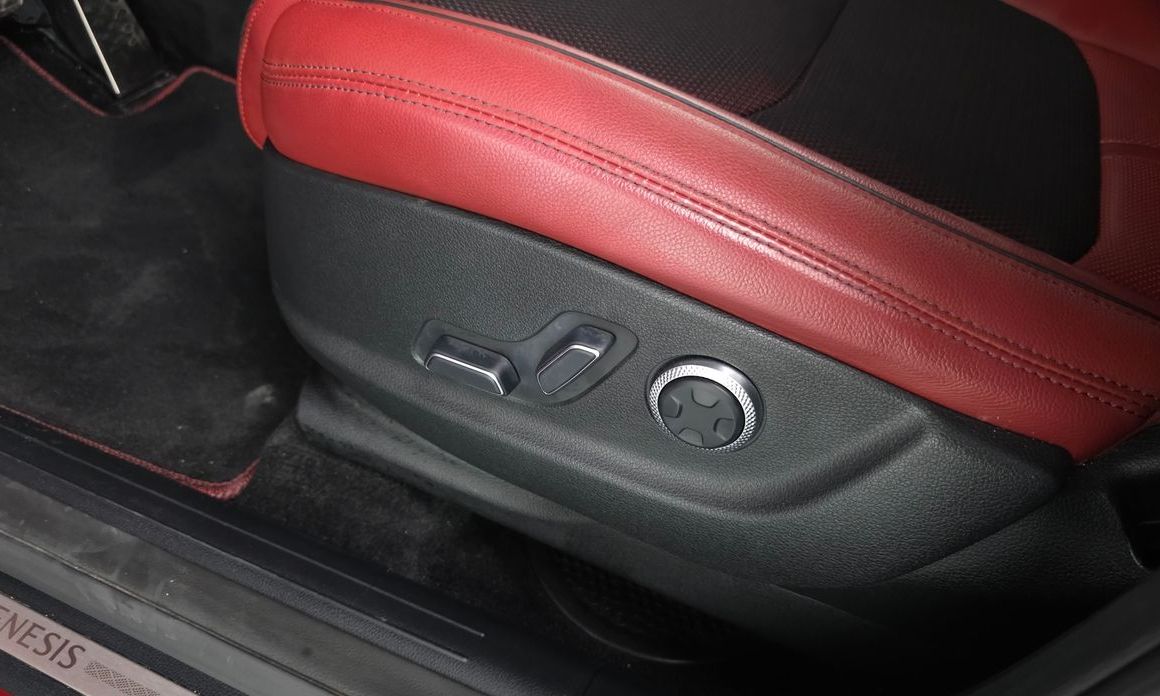 Genesis GV70 2021