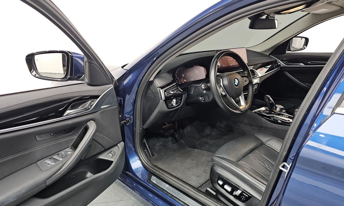 BMW 5-Series 2021