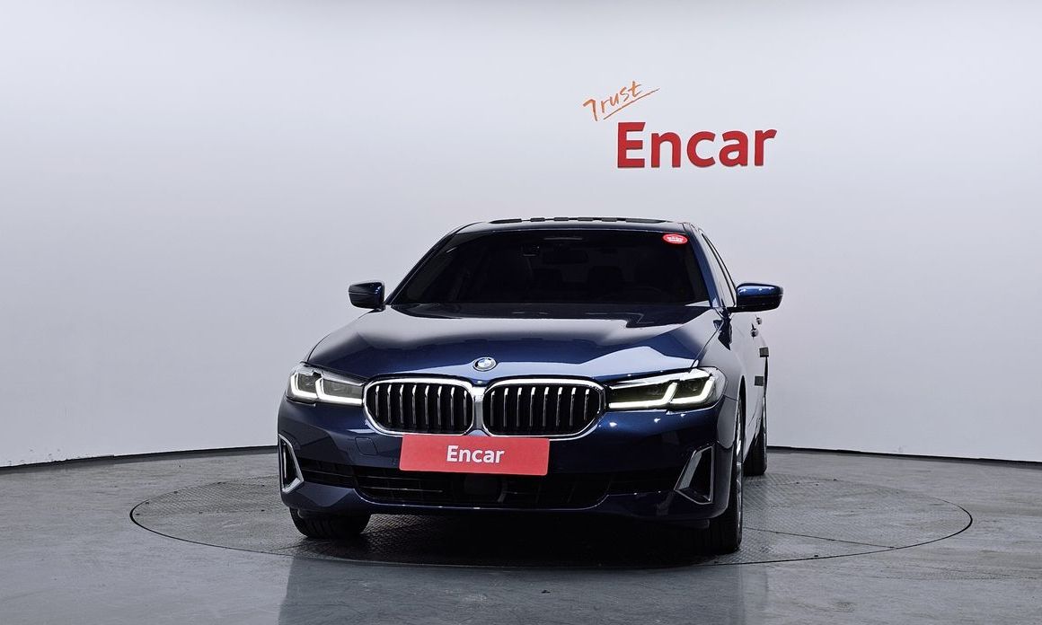 BMW 5-Series 2021