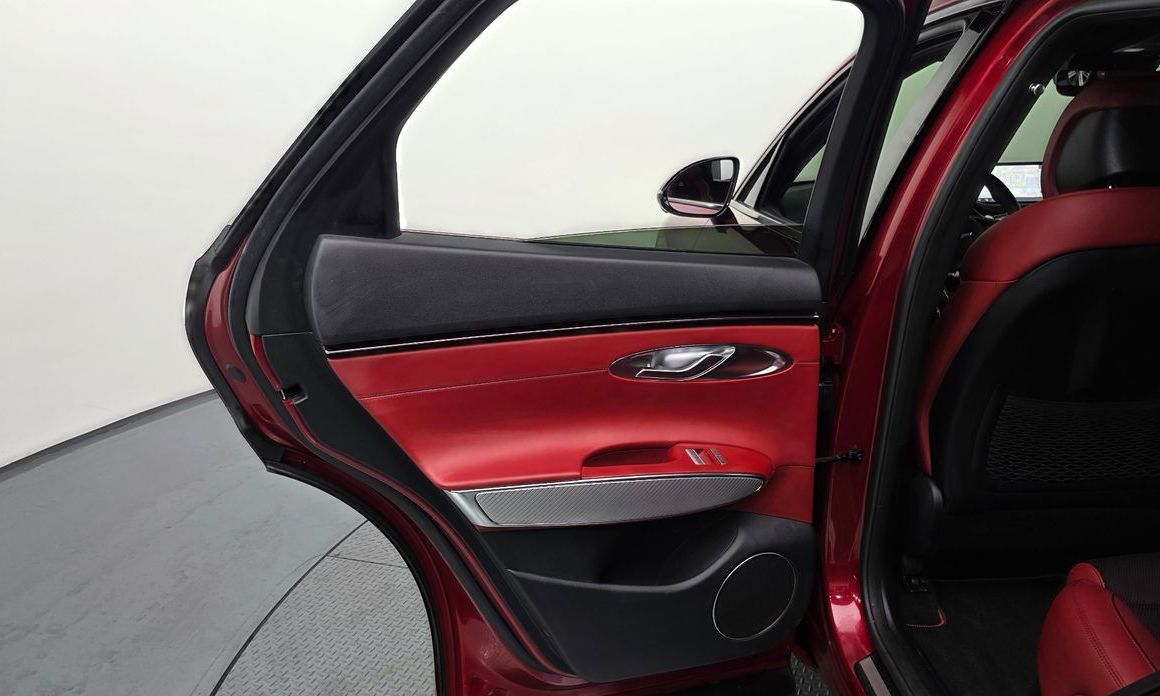 Genesis GV70 2021