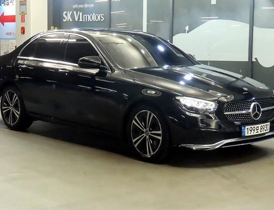 Mercedes-Benz E-Class 2021