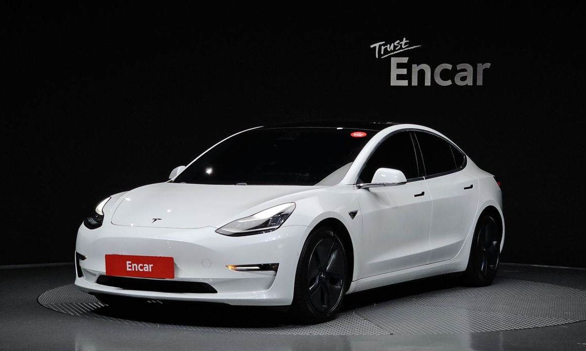 Tesla Model 3 2020