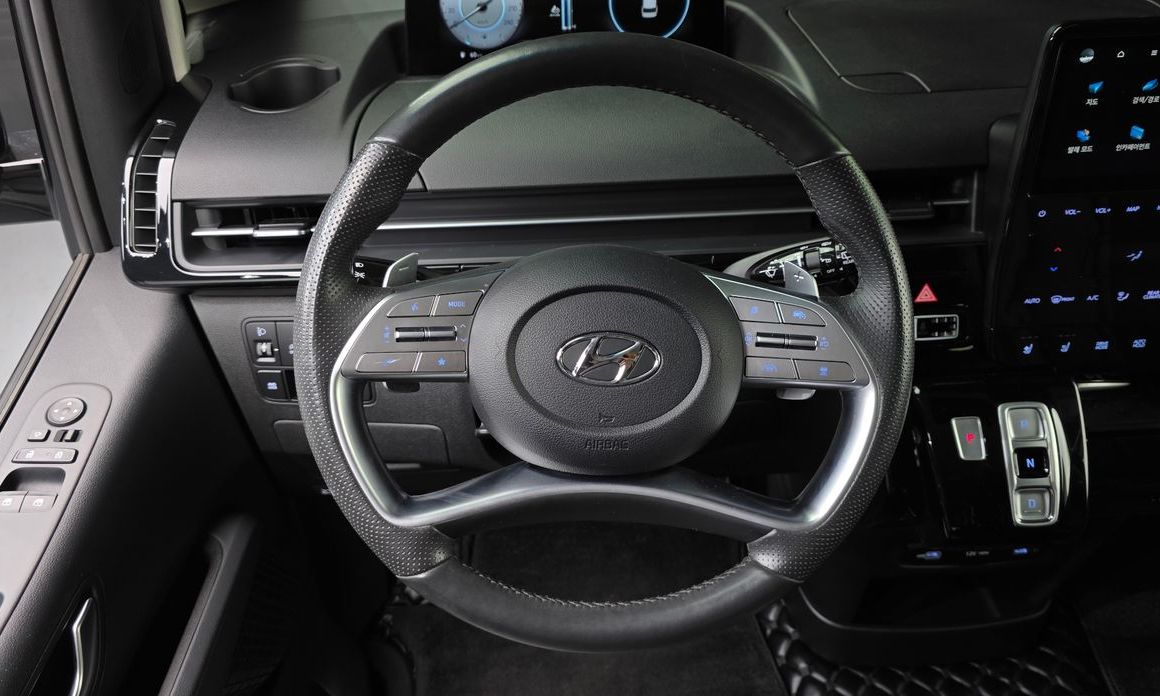Hyundai Staria 2022