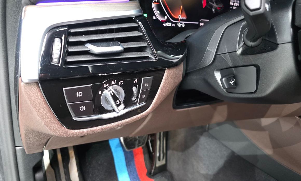 BMW 5-Series 2020