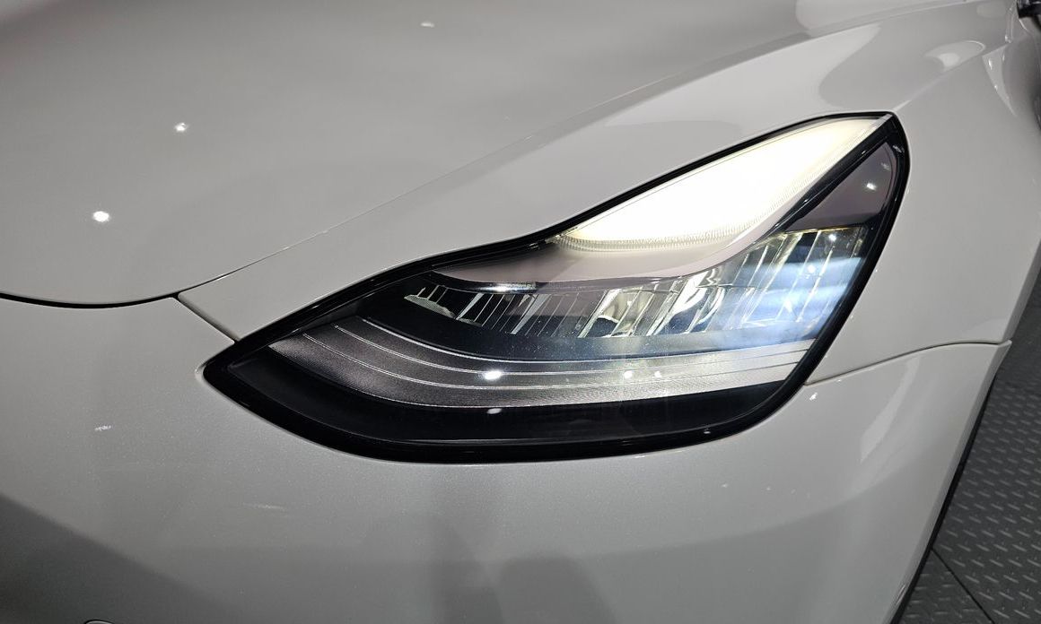 Tesla Model 3 2020