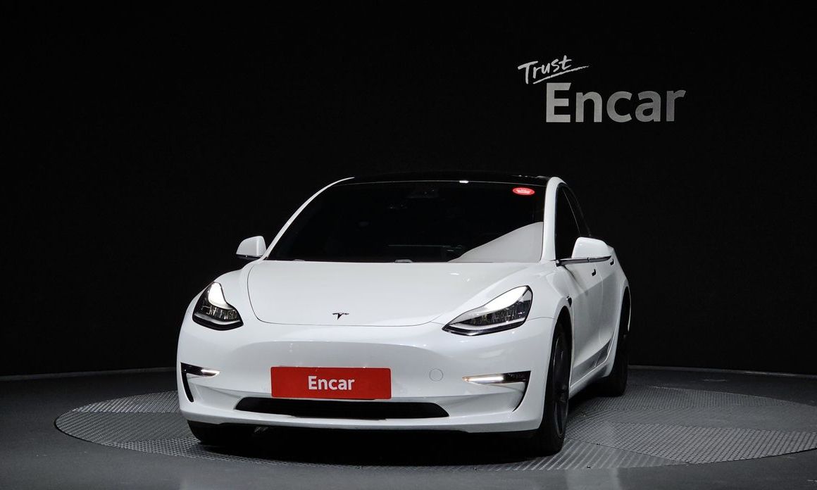 Tesla Model 3 2020