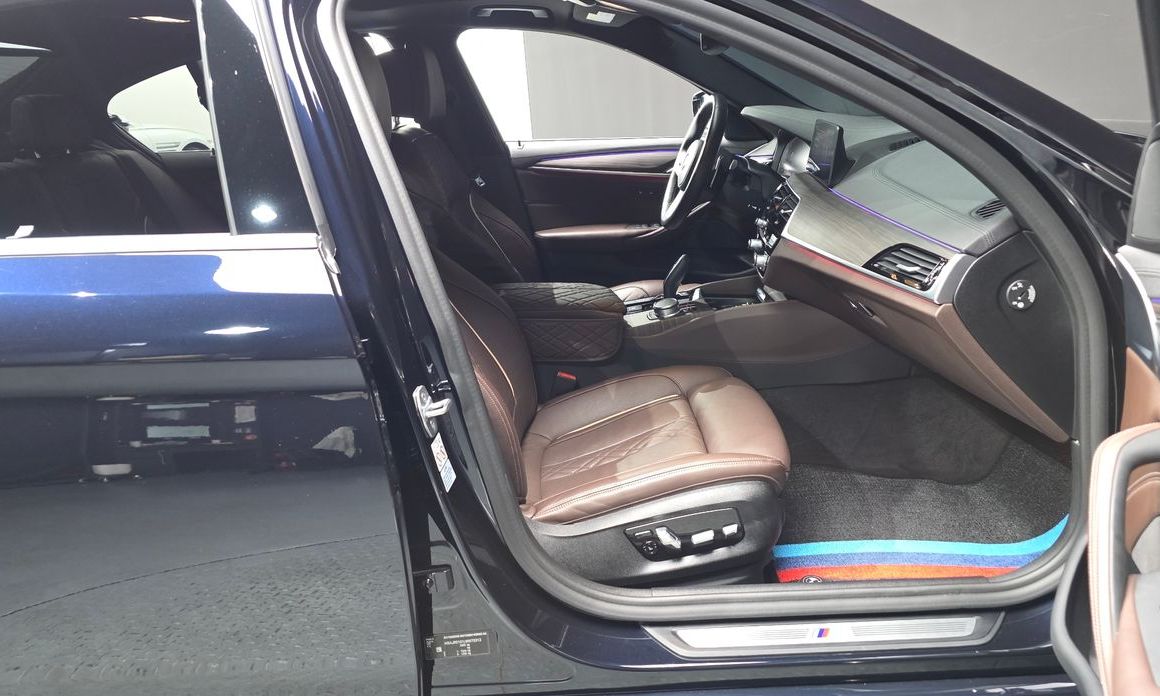 BMW 5-Series 2020