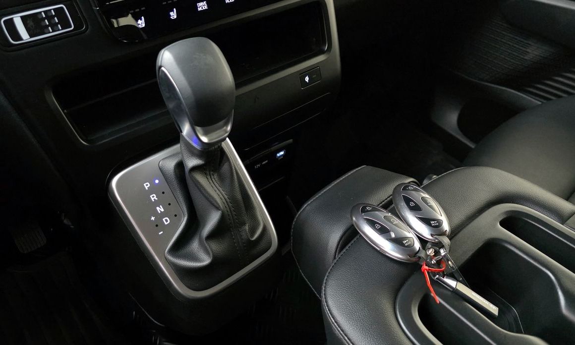 Hyundai Staria 2025