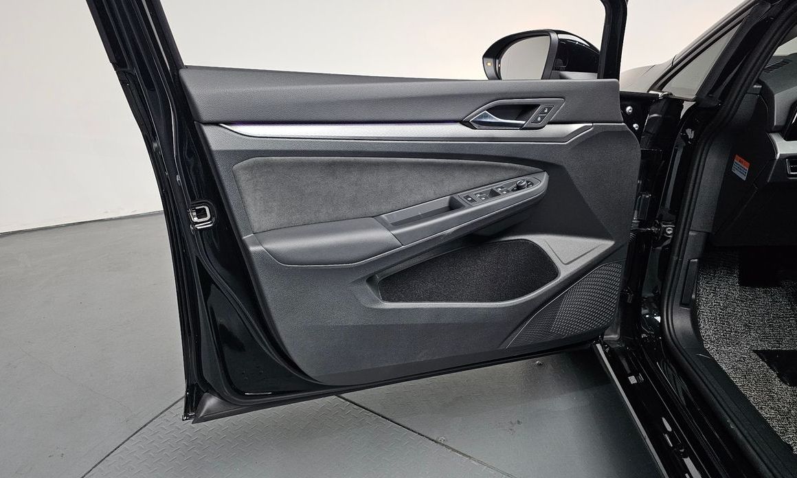 Volkswagen Golf 2025