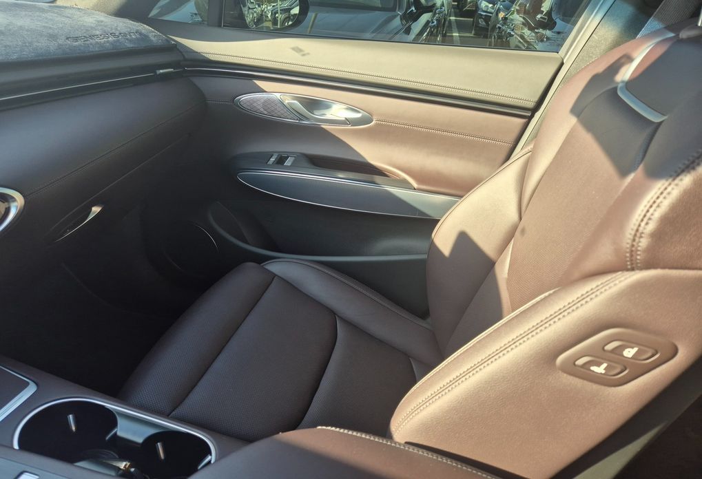 Genesis GV70 2021
