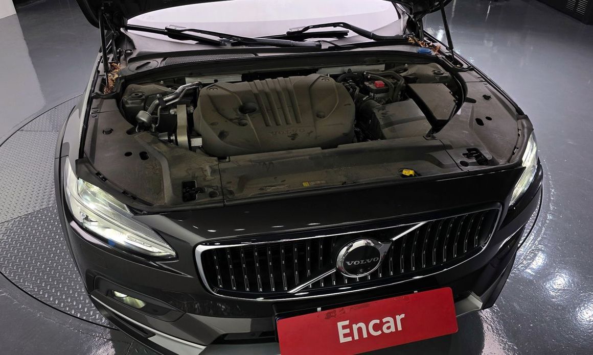 Volvo V90 2021