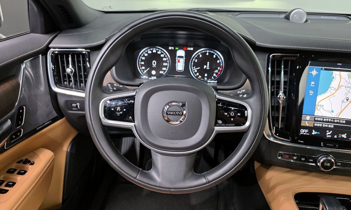 Volvo V90 2021