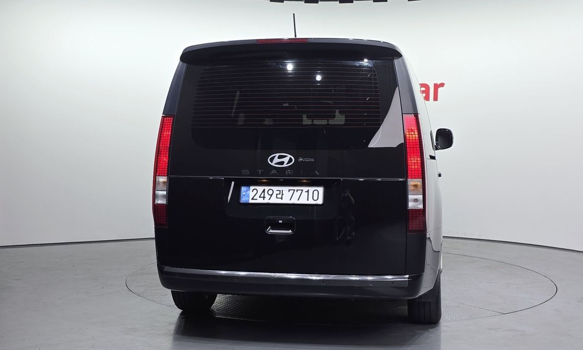 Hyundai Staria 2025