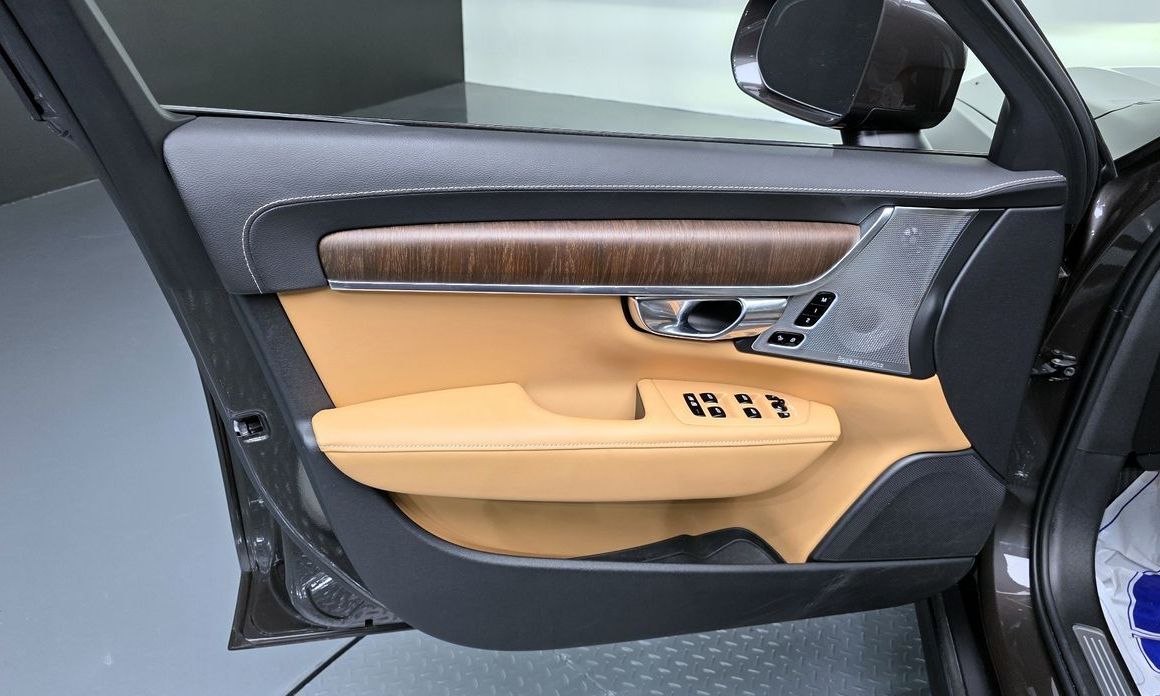 Volvo V90 2021