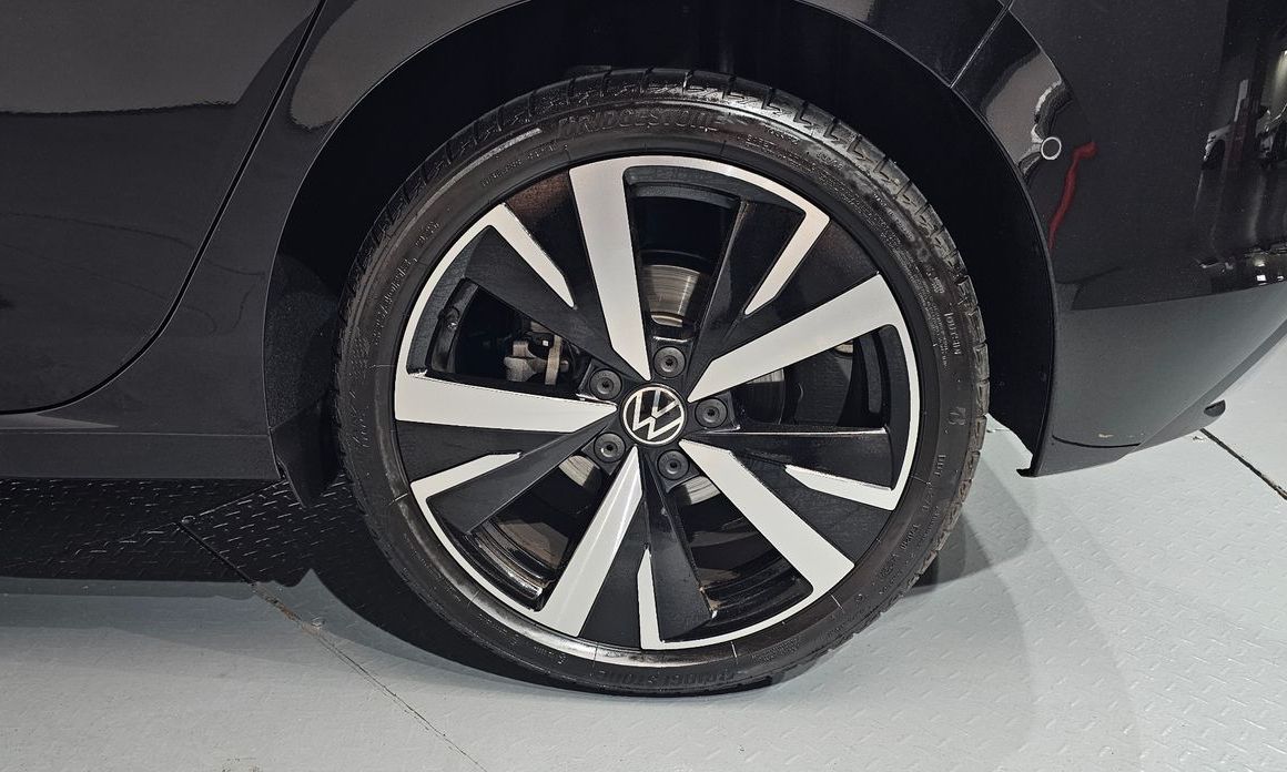 Volkswagen Golf 2025