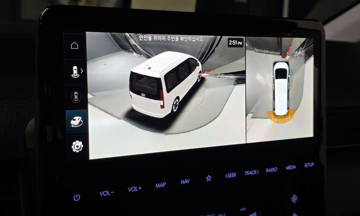 Hyundai Staria 2025