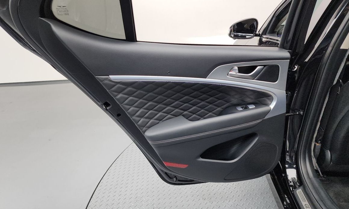 Genesis G70 2024