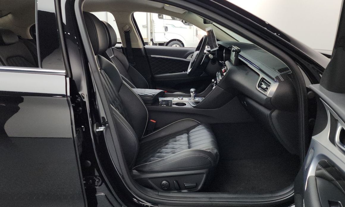 Genesis G70 2024