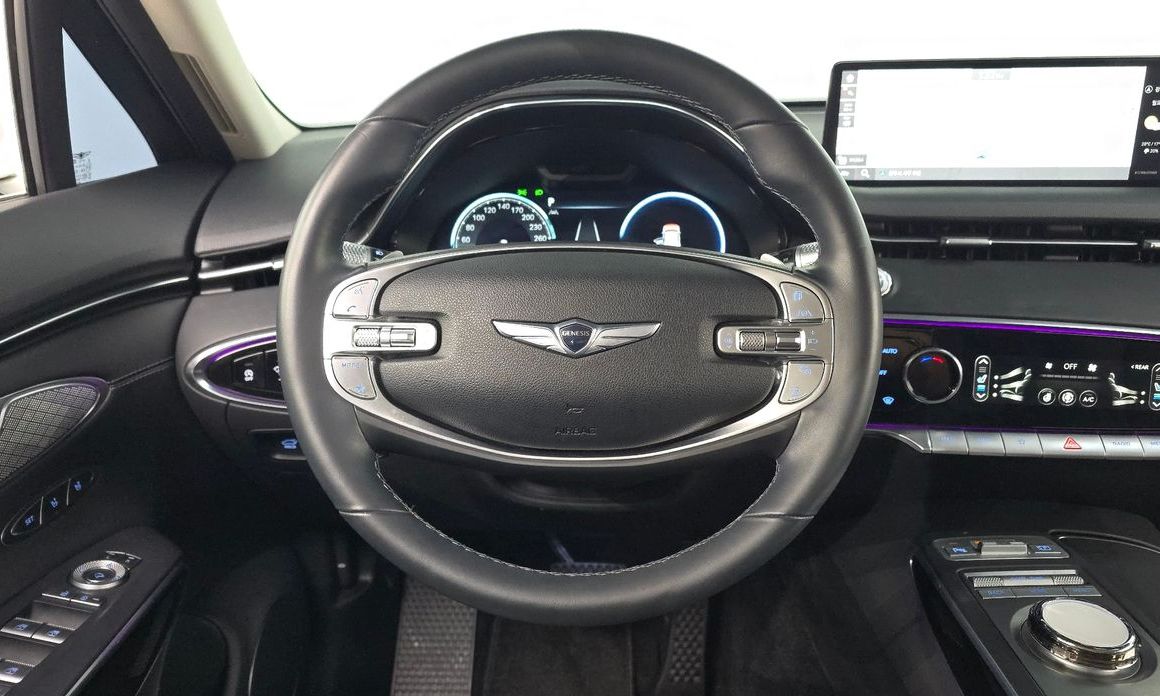 Genesis GV70 2023