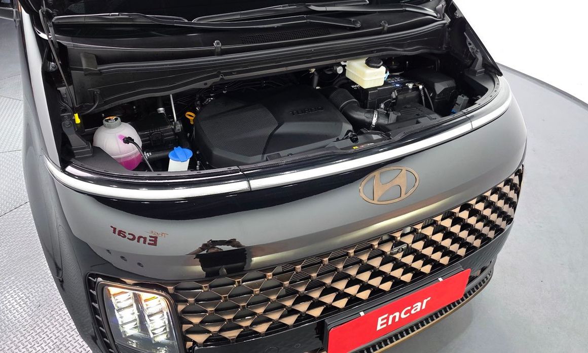 Hyundai Staria 2025