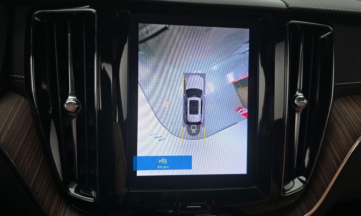 Volvo XC60 2022