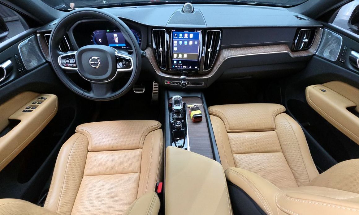Volvo XC60 2022