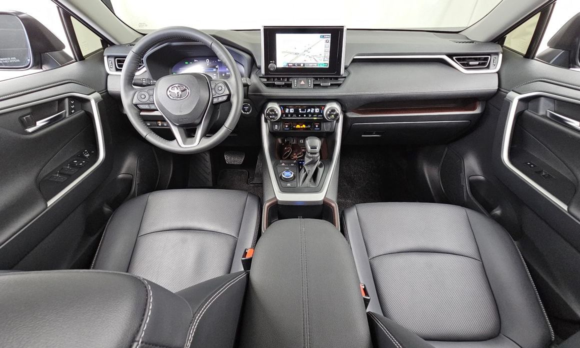 Toyota RAV4 2024