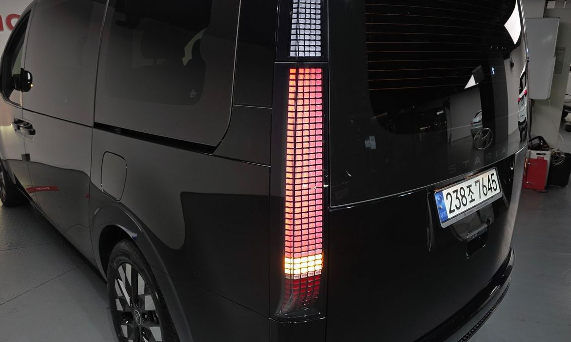 Hyundai Staria 2025