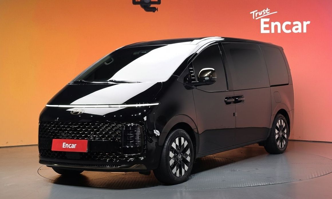 Hyundai Staria 2025