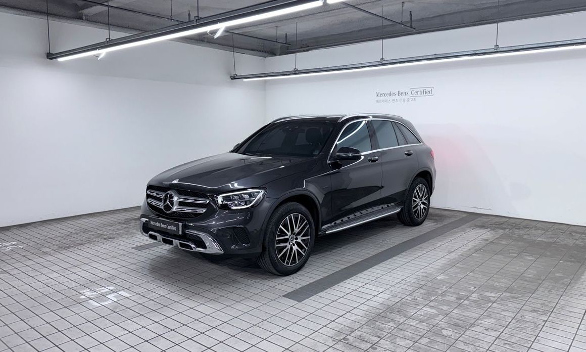 Mercedes-Benz GLC-Class 2021