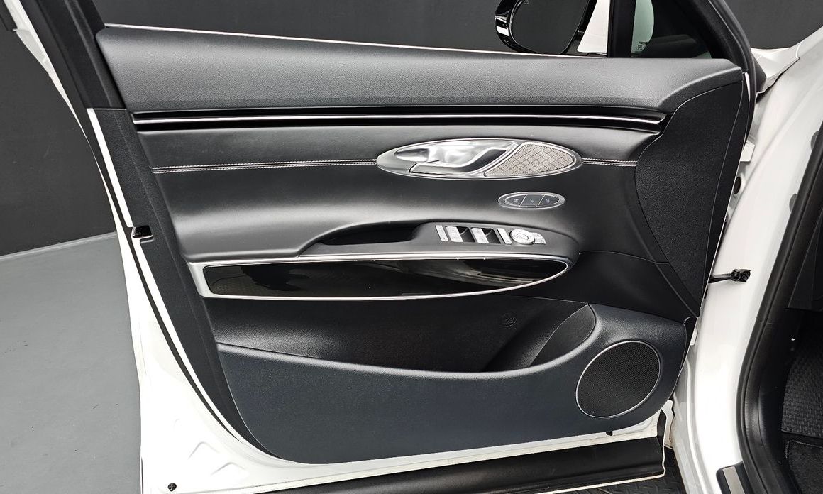 Genesis GV70 2023
