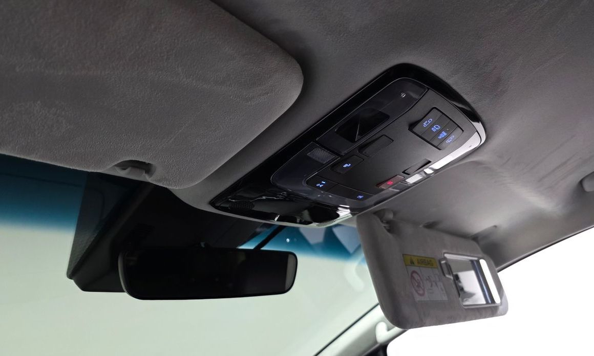 Hyundai Staria 2025