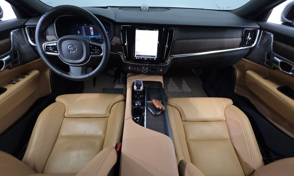 Volvo S90 2023